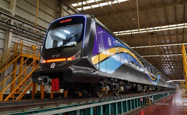 China: World's First Carbon Fiber Train